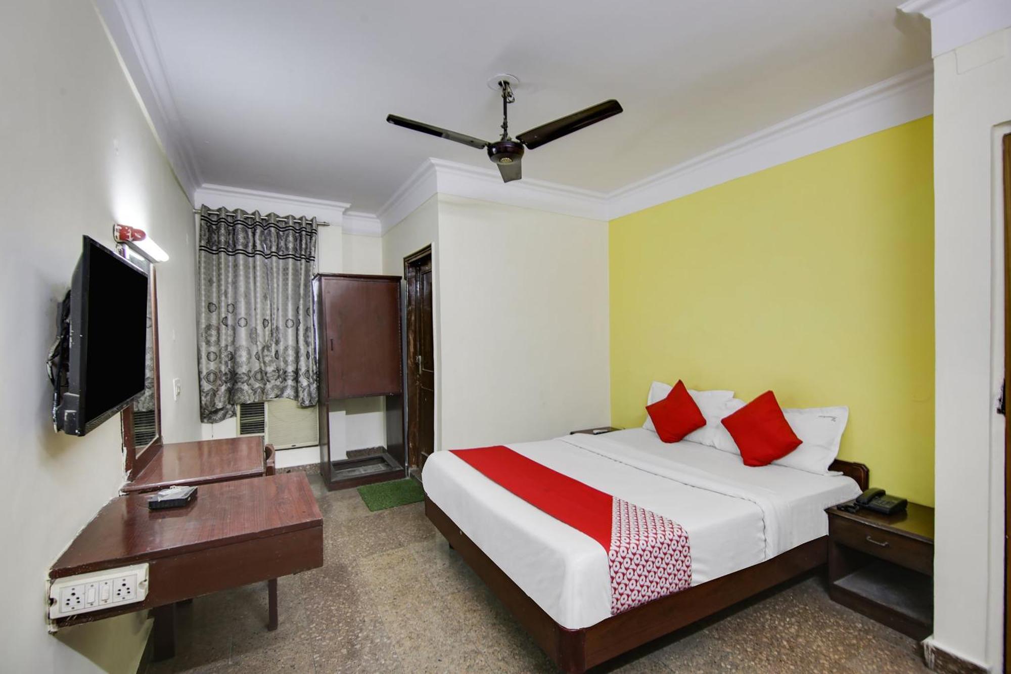 Hotel O Sunshine Palace Δελχί Εξωτερικό φωτογραφία